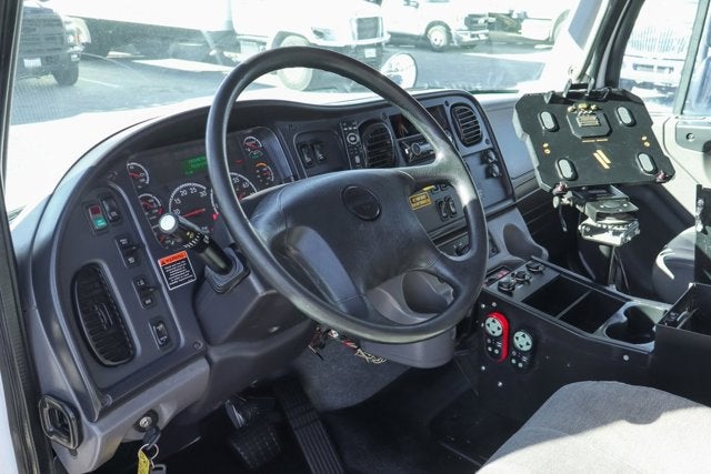 2016 Freightliner M2 106 MD