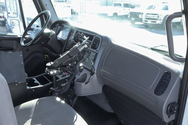 2016 Freightliner M2 106 MD