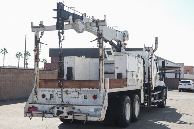 2016 Freightliner 114SD Base