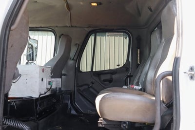 2016 Freightliner 114SD Base