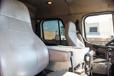 2016 Freightliner 114SD Base