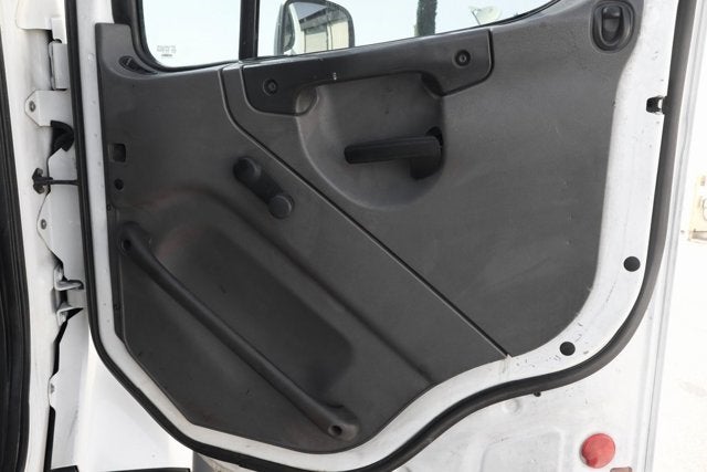 2016 Freightliner 114SD Base