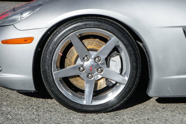 2005 Chevrolet Corvette Base