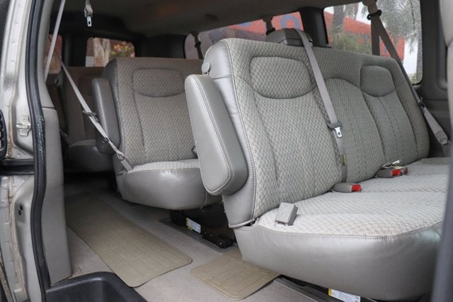 2005 Chevrolet Express Van G3500 Base