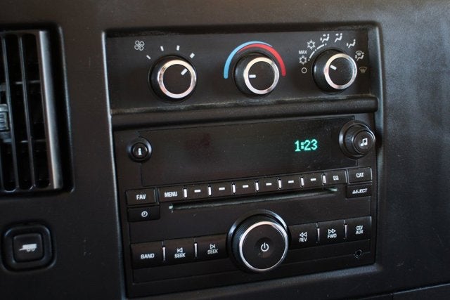 2014 Chevrolet Express 4500 Base