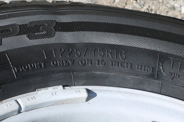 2014 Chevrolet Express 4500 Base