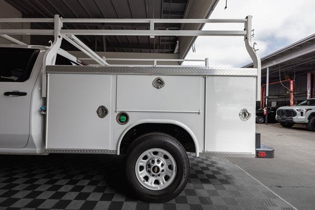 2023 Chevrolet Silverado 3500HD CC Work Truck