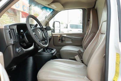 2015 Chevrolet Express 4500 Base