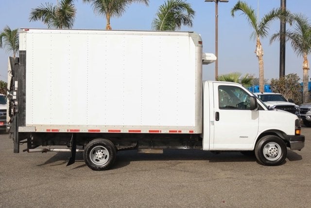 2016 Chevrolet Express 4500 Base