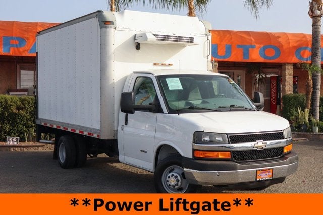 2016 Chevrolet Express 4500 Base