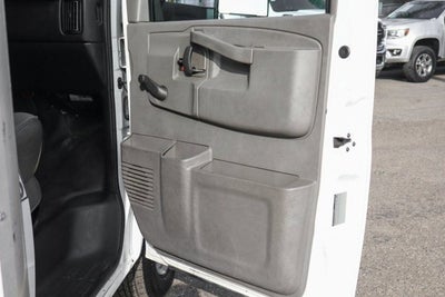 2016 Chevrolet Express 4500 Base