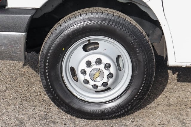 2016 Chevrolet Express 4500 Base