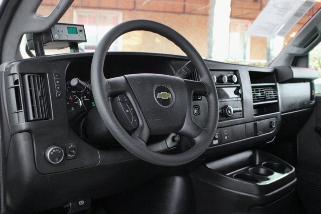 2016 Chevrolet Express 4500 Base