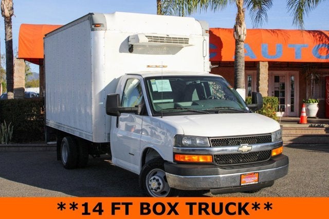 2016 Chevrolet Express 4500 Base