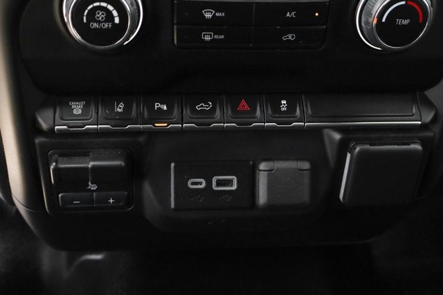 2024 Chevrolet Silverado 2500HD Custom