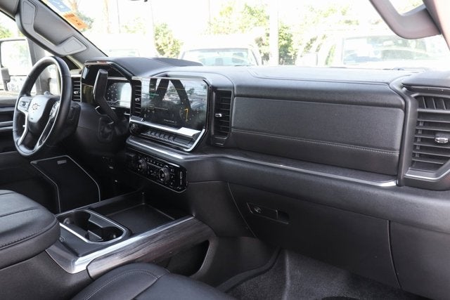 2024 Chevrolet Silverado 3500HD LTZ