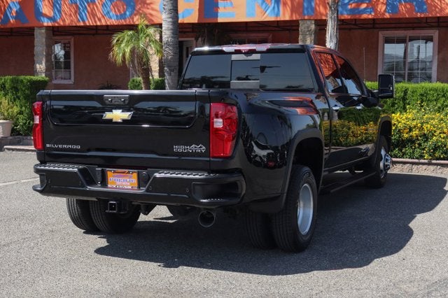 2022 Chevrolet Silverado 3500HD High Country