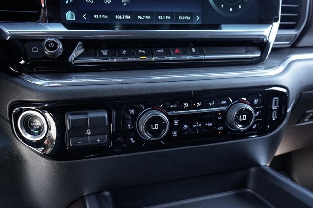 2024 Chevrolet Silverado 3500HD High Country
