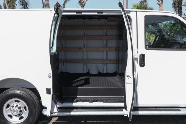 2025 Chevrolet Express 2500 Work Van
