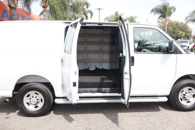 2025 Chevrolet Express 2500 Work Van