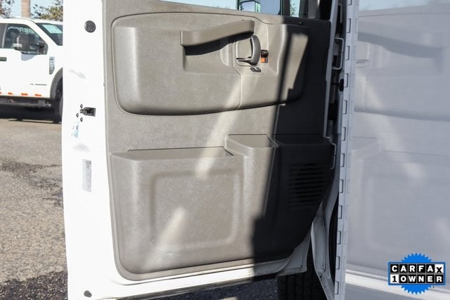 2021 GMC Savana Commercial Cutaway Work Van