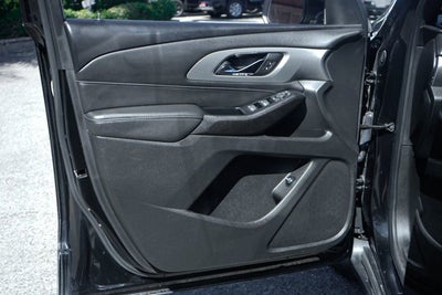 2023 Chevrolet Traverse LT