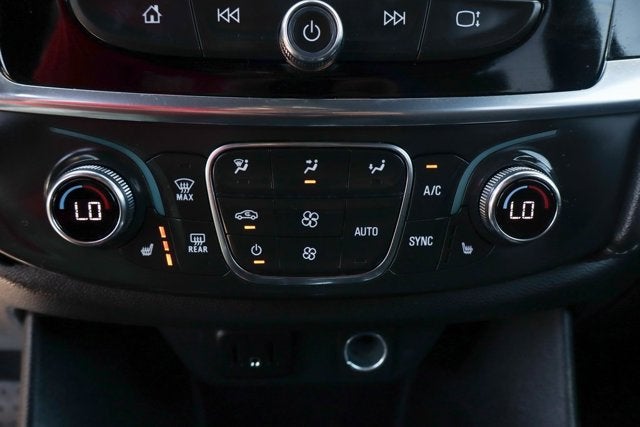 2022 Chevrolet Traverse LT