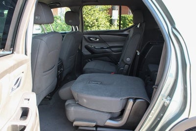 2022 Chevrolet Traverse LT