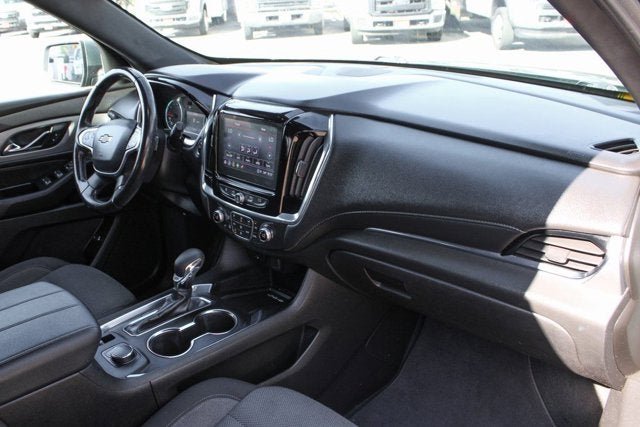 2022 Chevrolet Traverse LT