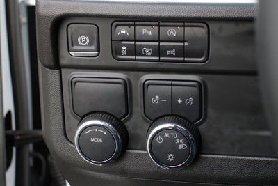 2025 Chevrolet Suburban LS