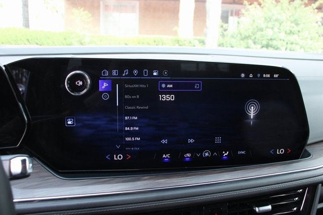 2025 Chevrolet Suburban LS