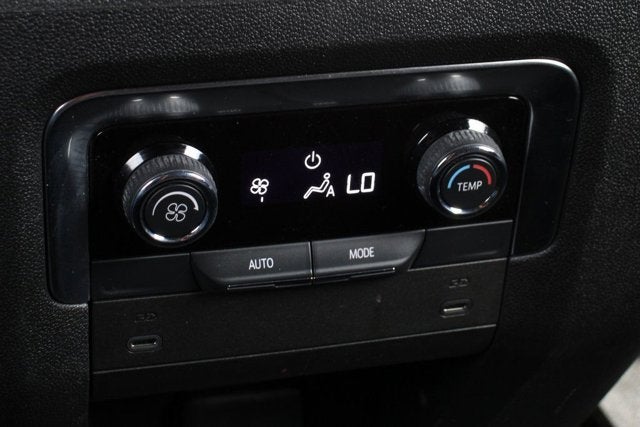 2025 Chevrolet Suburban LS