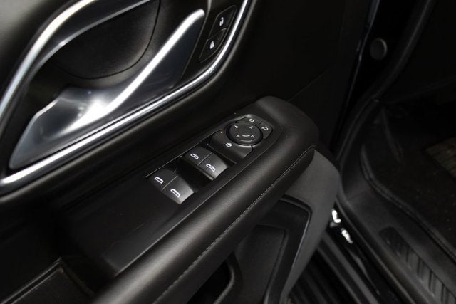 2024 Chevrolet Suburban LS