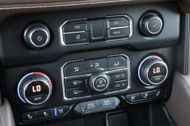 2021 Chevrolet Suburban High Country