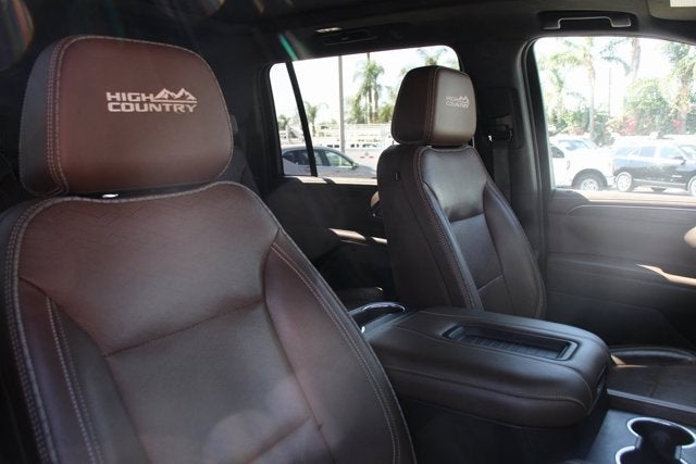2021 Chevrolet Suburban High Country
