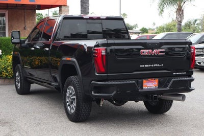 2024 GMC Sierra 2500HD Denali