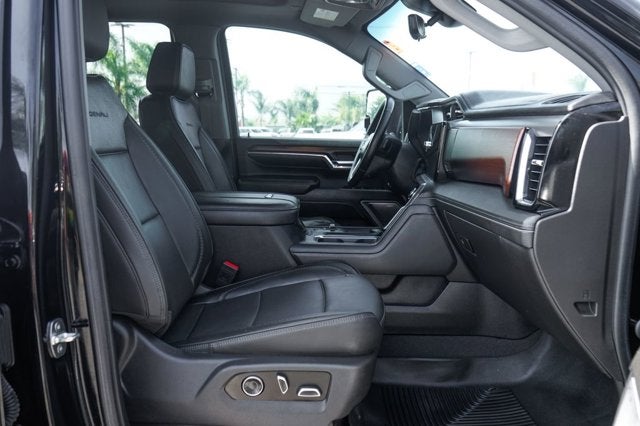2024 GMC Sierra 3500HD Denali