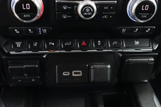2022 GMC Sierra 3500HD Denali