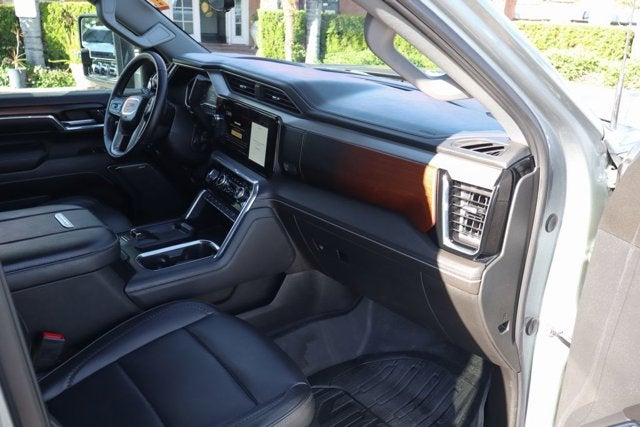 2024 GMC Sierra 3500HD Denali