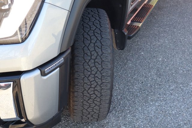 2024 GMC Sierra 3500HD Denali