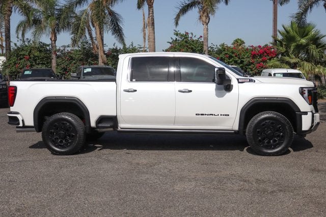 2025 GMC Sierra 2500HD Denali