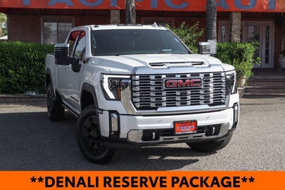 2025 GMC Sierra 2500HD Denali