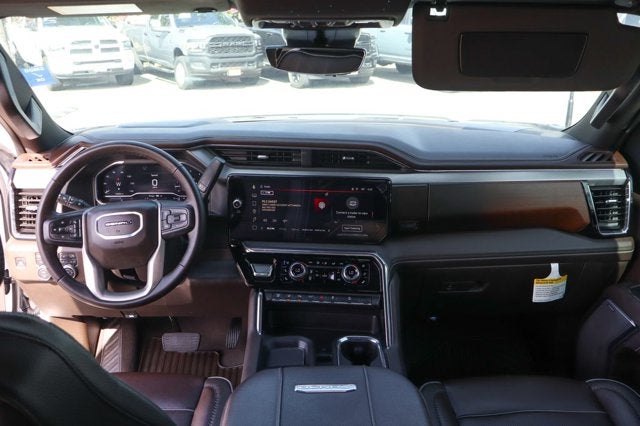 2025 GMC Sierra 2500HD Denali