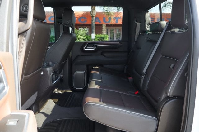 2025 GMC Sierra 2500HD Denali