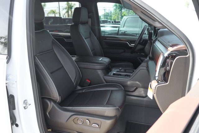 2025 GMC Sierra 2500HD Denali