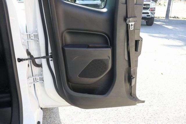 2022 GMC Canyon Elevation Standard