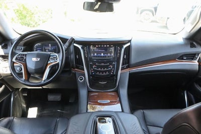 2017 Cadillac Escalade Luxury