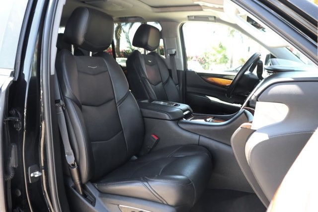 2017 Cadillac Escalade Luxury