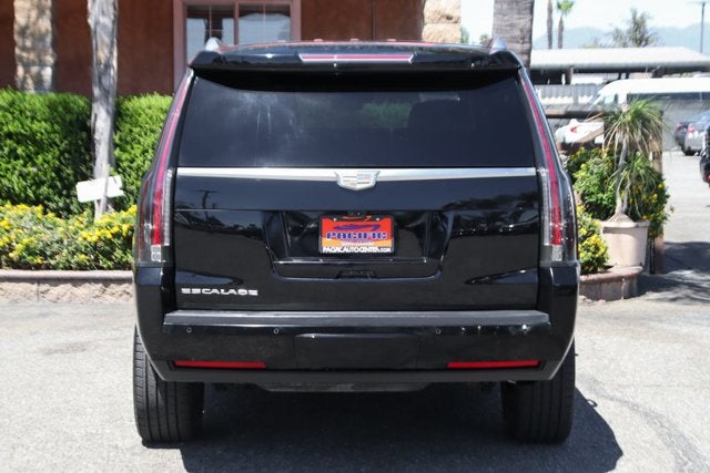 2017 Cadillac Escalade Luxury