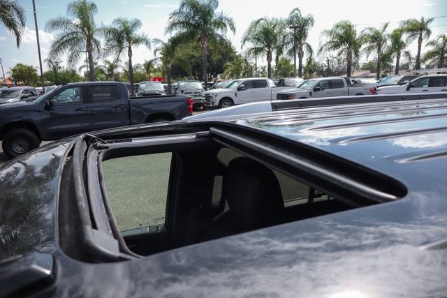 2019 Cadillac Escalade Platinum Edition